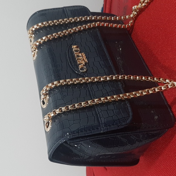 purse - Picture 3 of 3